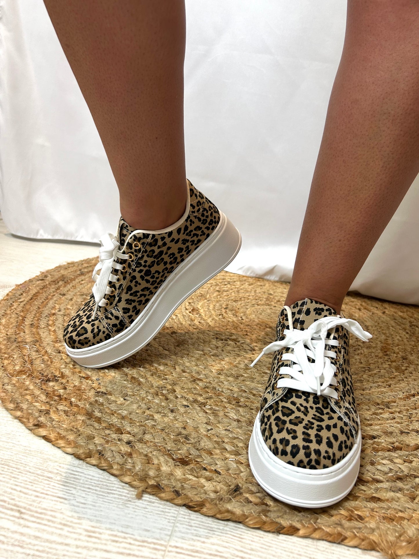 Basket plateforme à motif leopard
