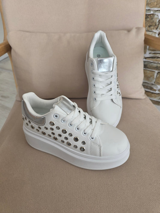 Baskets blanches