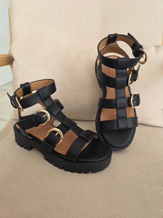 Sandales  à brides