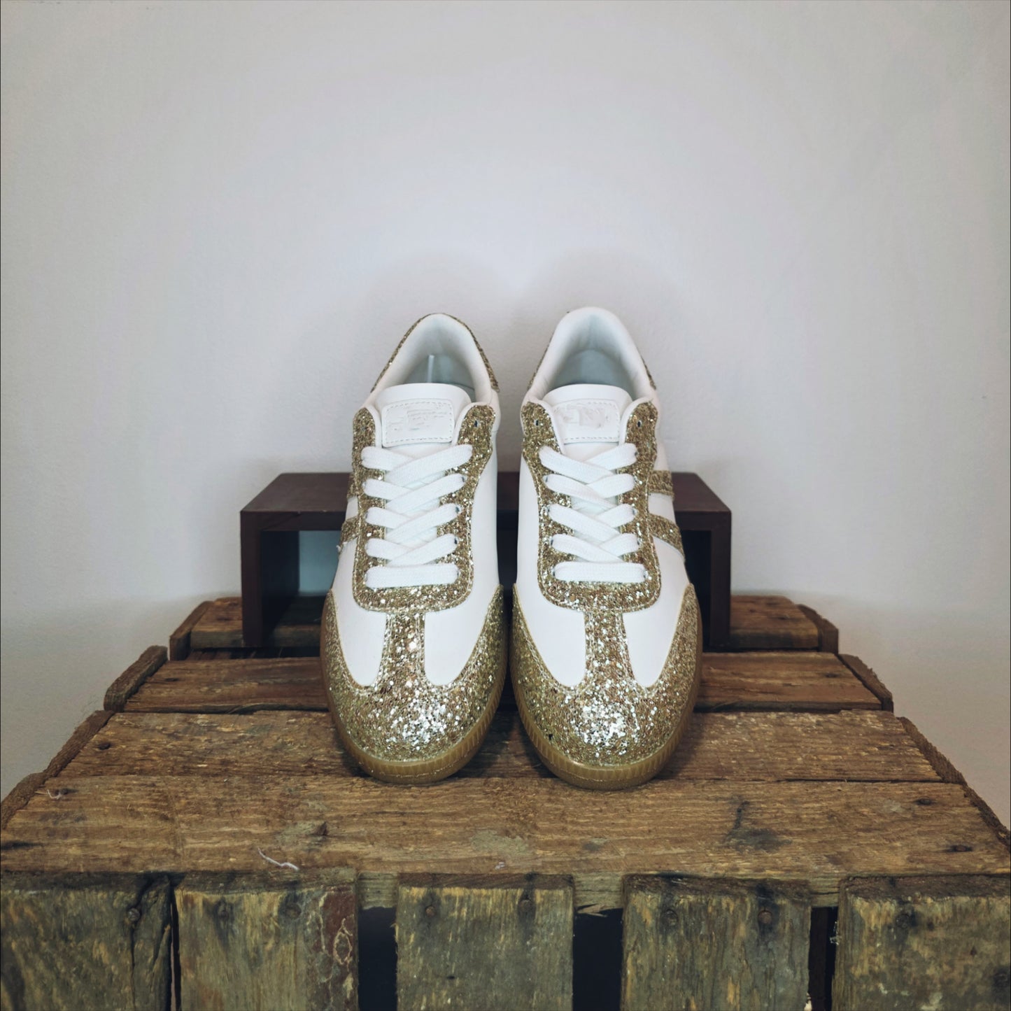 Basket blanche à paillettes