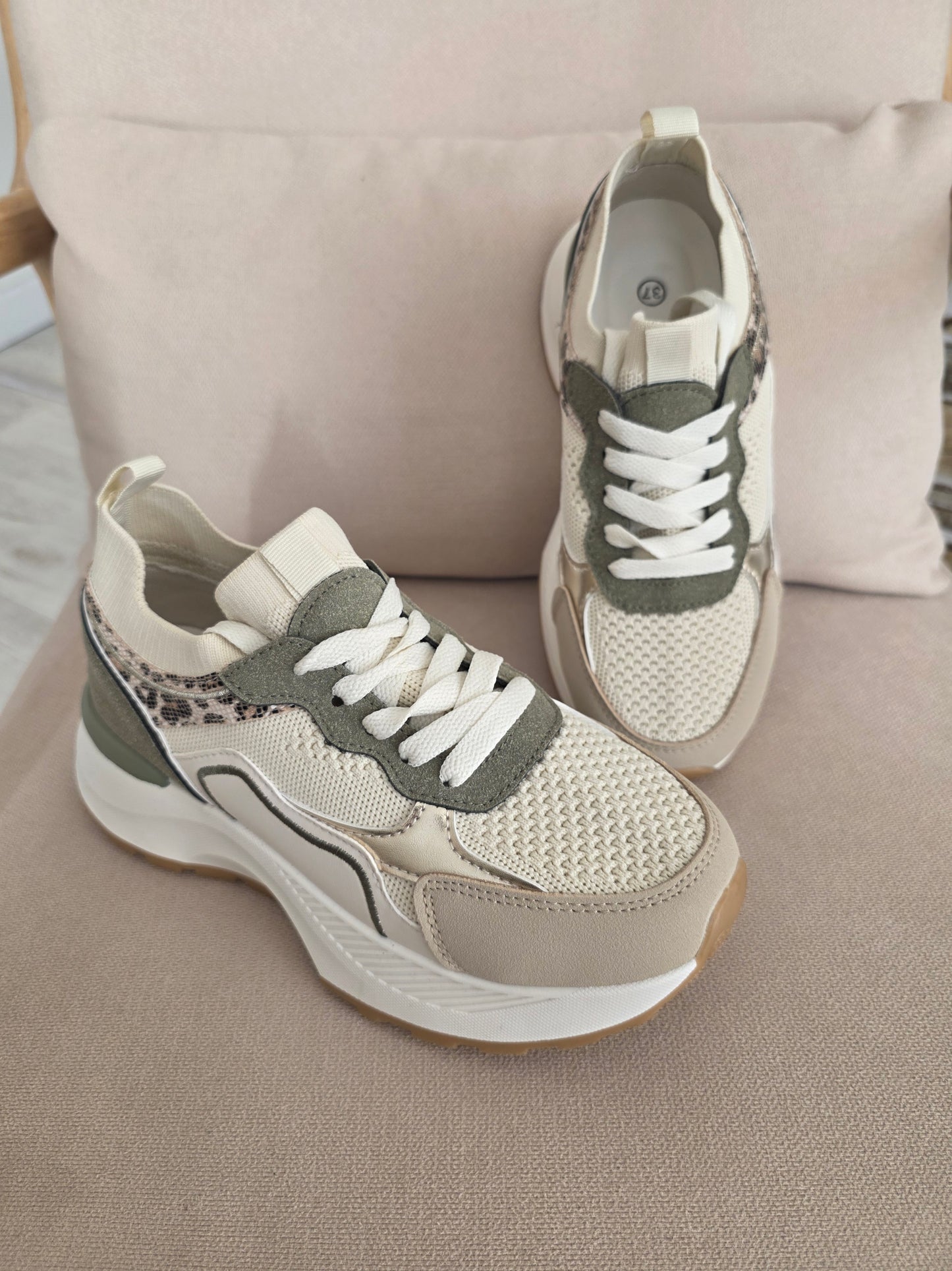 Basket tri color